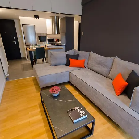 Above & Beyond Center Luxury Redefined Apartman Vólosz