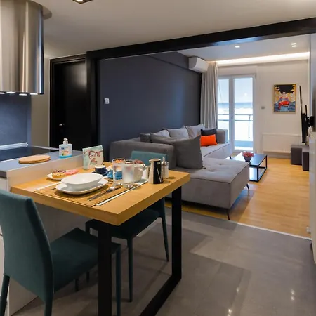 Apartman Above & Beyond Center Luxury Redefined