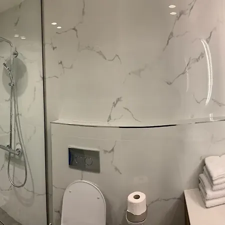 公寓 Above & Beyond Center Luxury Redefined